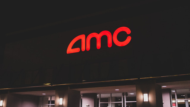 AMC Theaters voegt Shiba Inu ($SHIB) en Dogecoin ($DOGE) betalingen eerder dan gepland toe