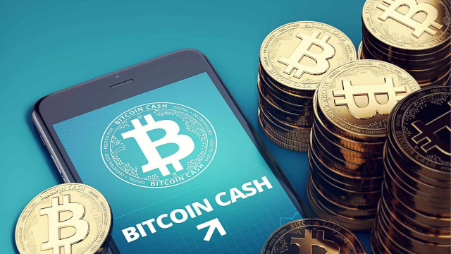 Bitcoin Cash worstelt onder $300 terwijl beren bij elke rally blijven verkopen