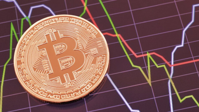 Bitcoin en Ethereum breken belangrijke ondersteuning, Altcoins Dive