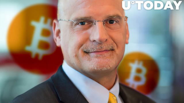 Bitcoin is nog steeds op weg om $ 100.000 te halen, zegt Bloomberg-strateeg