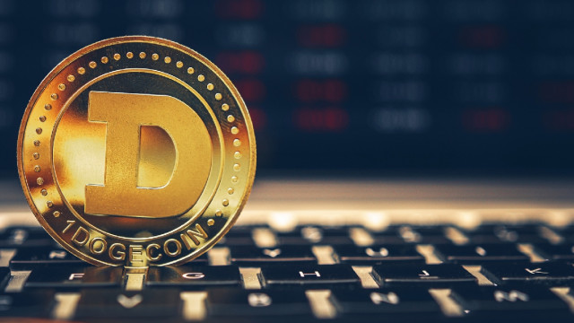 Dogecoin-prijsanalyse: DOGE blijft stabiel rond de drempel van $ 0,1420