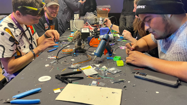 Duizenden ethereum-codeerders brengen hun grunge-hacker-vibe naar Denver