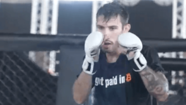 'I Bleed for My Money': Top UFC-ster Matheus Nicolau wordt betaald in Bitcoin om inflatie te bestrijden