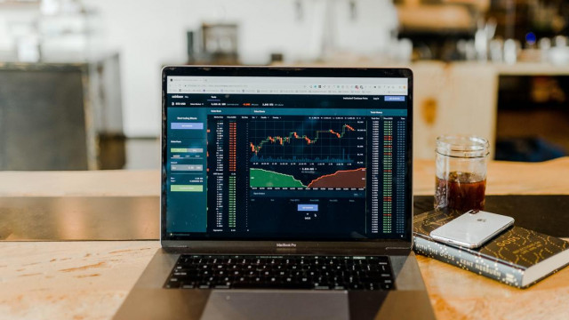 Lawineprijsanalyse: AVAX wordt geconfronteerd met een plotselinge dip na een torenhoge stijging tot $ 92,47