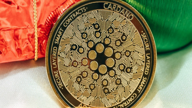 Stablecoins voor P2P-leningen: Hoskinson's voorspellingen voor ADA om rentetarieven te standaardiseren
